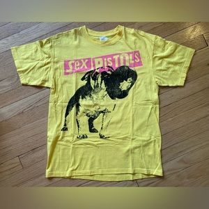 EUC Sex Pistols shirt